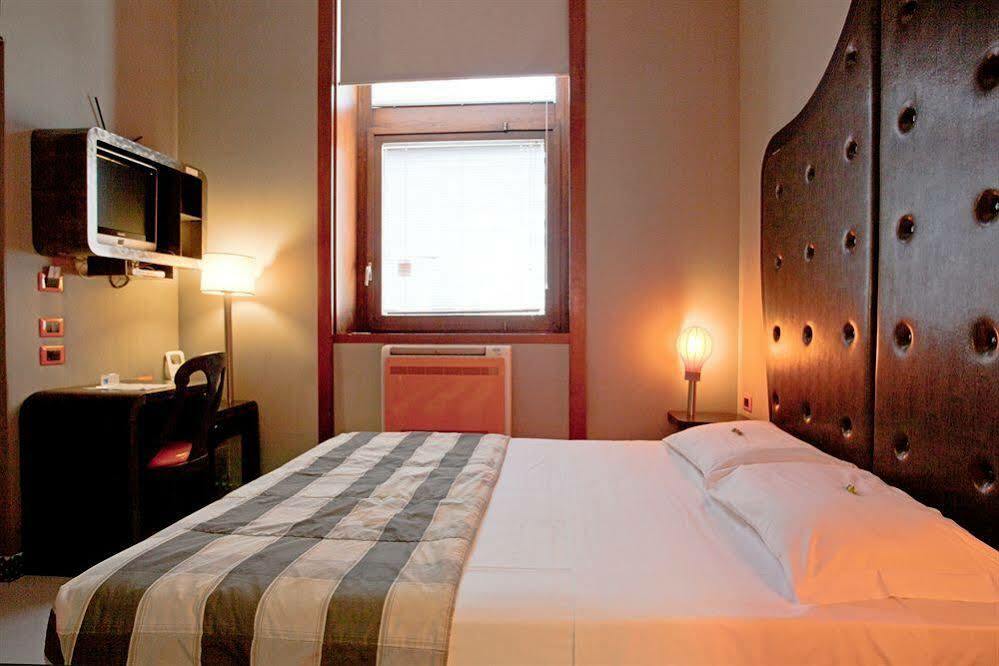 Orange Hotel Roma Exterior foto